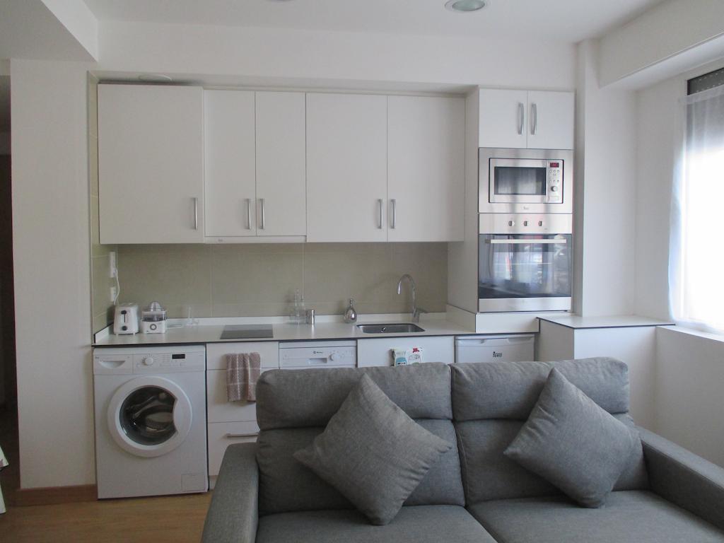 Apartamentos Grosen San Sebastián Quarto foto